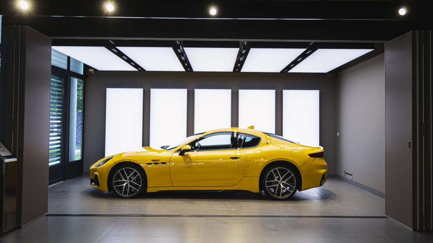 maserati-showroom-_29_53782027894_o